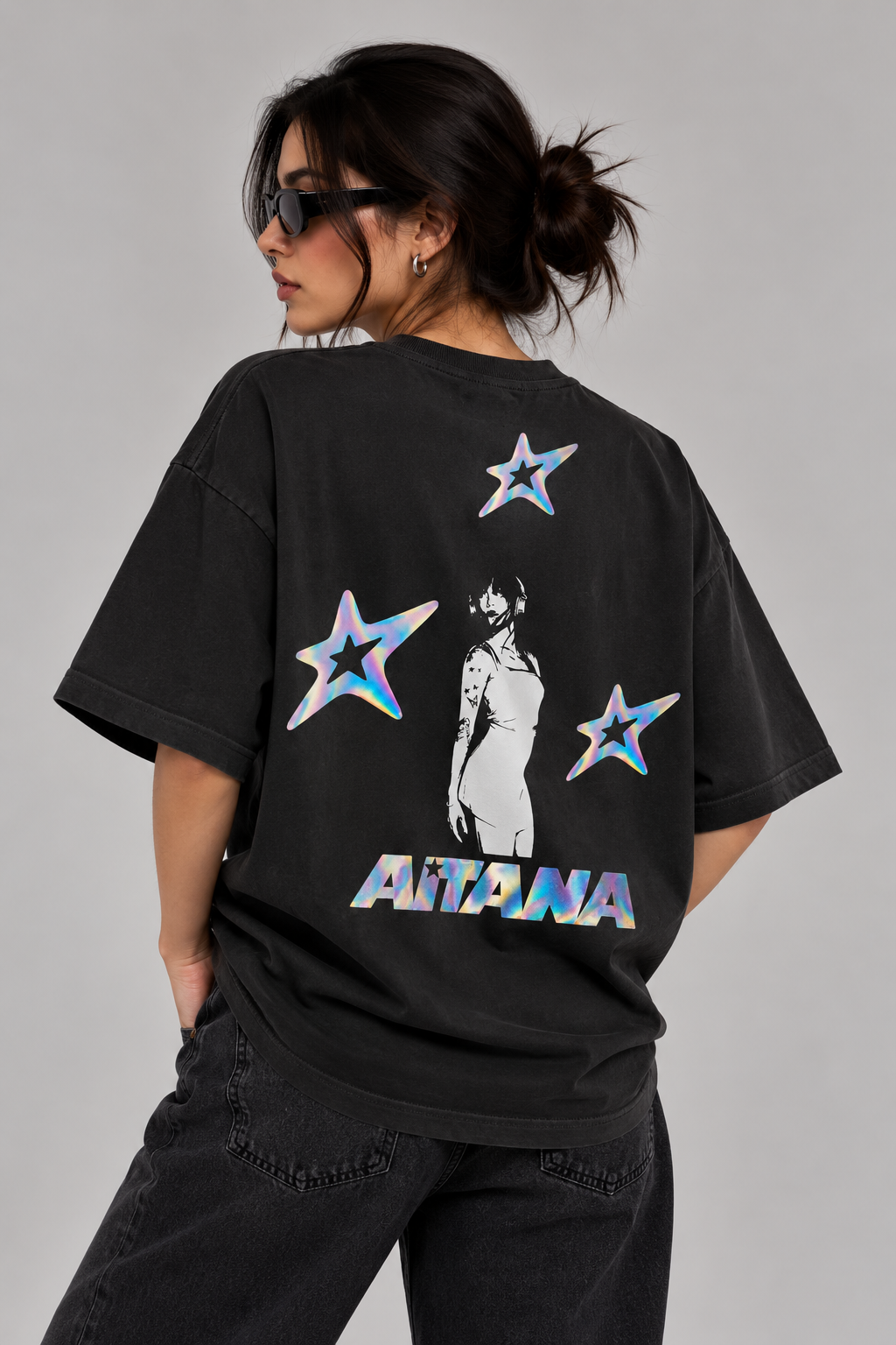 Camiseta Aitana Tornasol - espalda, modelo