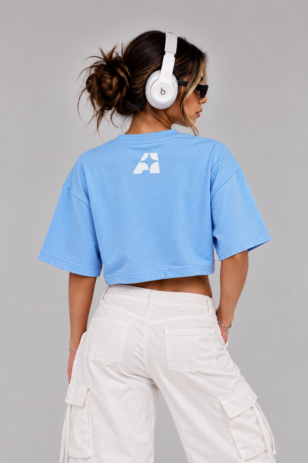 Crop Top Superestrella Celeste - espalda, modelo